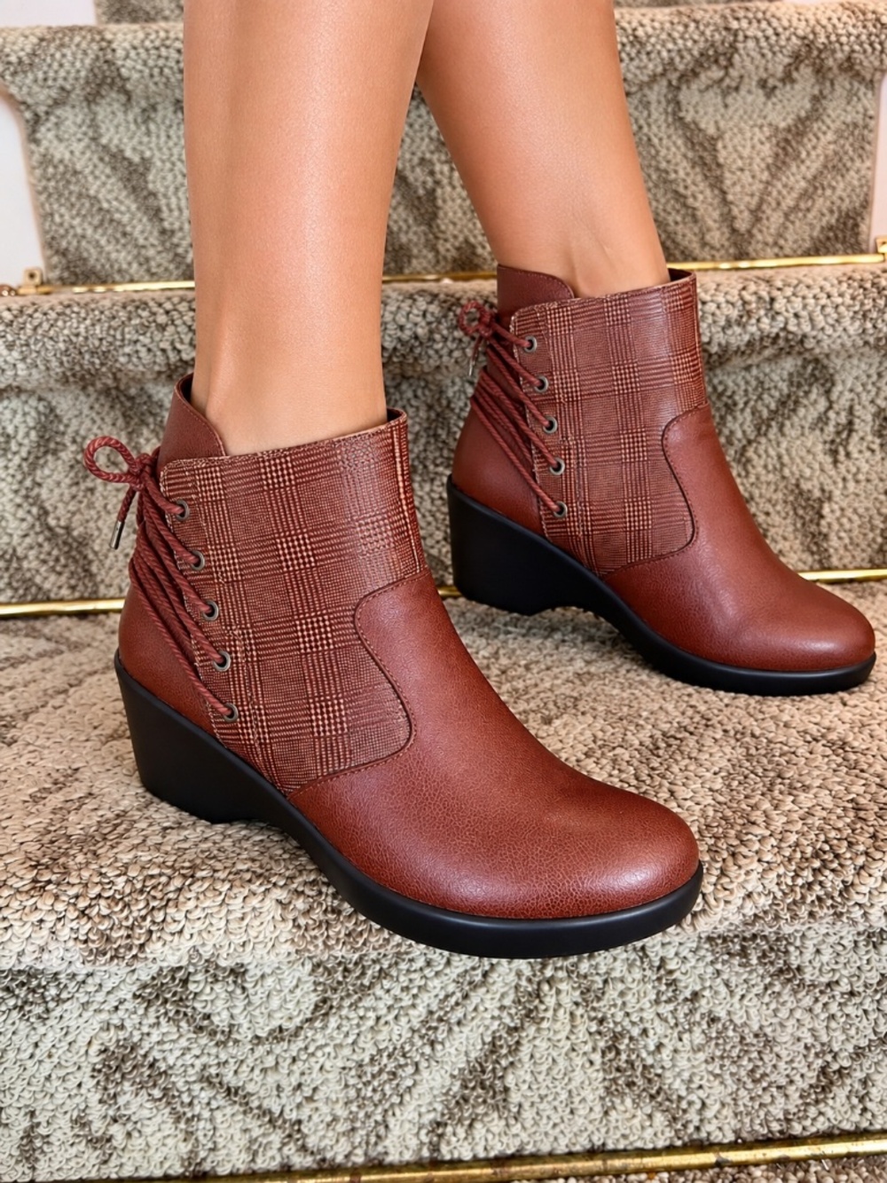 EUC Alegria Stevee Side Zip Ankle Boot Plaidly Brown Size 40 or 9.5 - 10